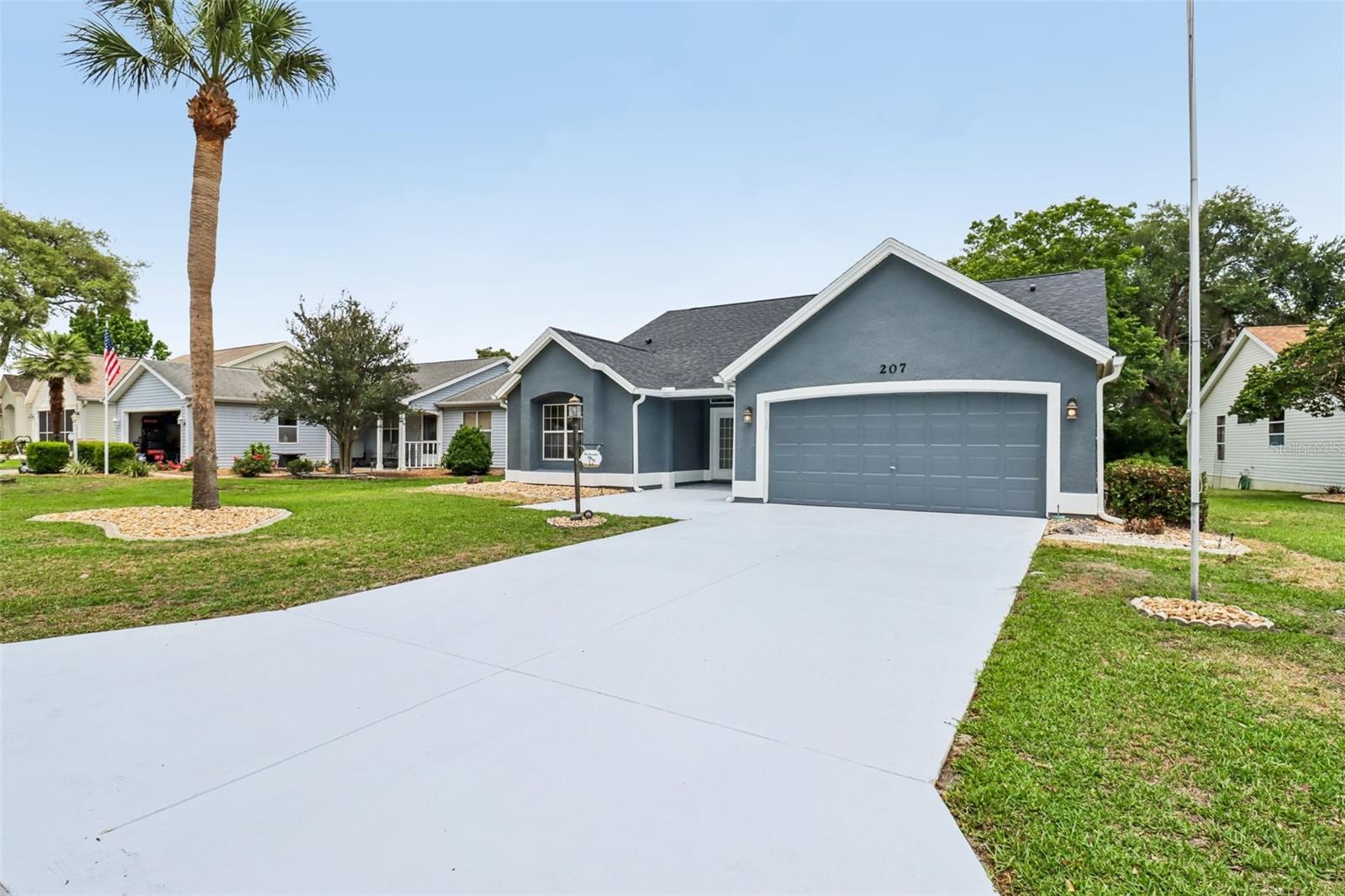 LADY LAKE ORANGE BLOSSOM GARDENS UNIT 19 - Residential