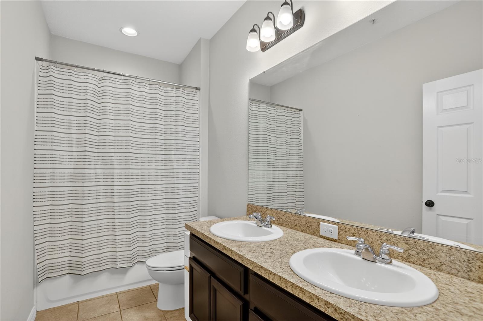 WESTYN BAY A-M - Residential