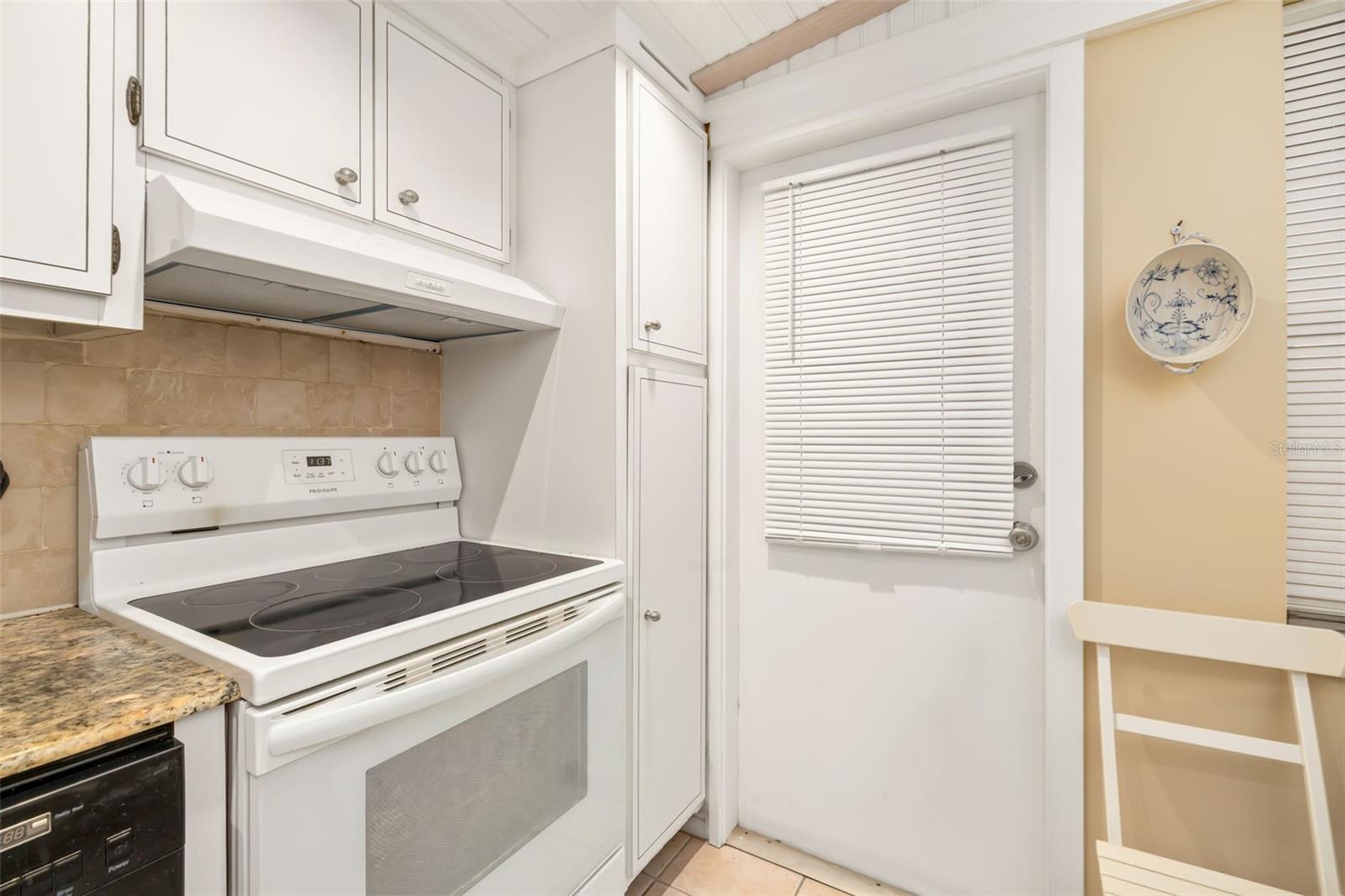 PALM AIRE CONDO 1 - Residential