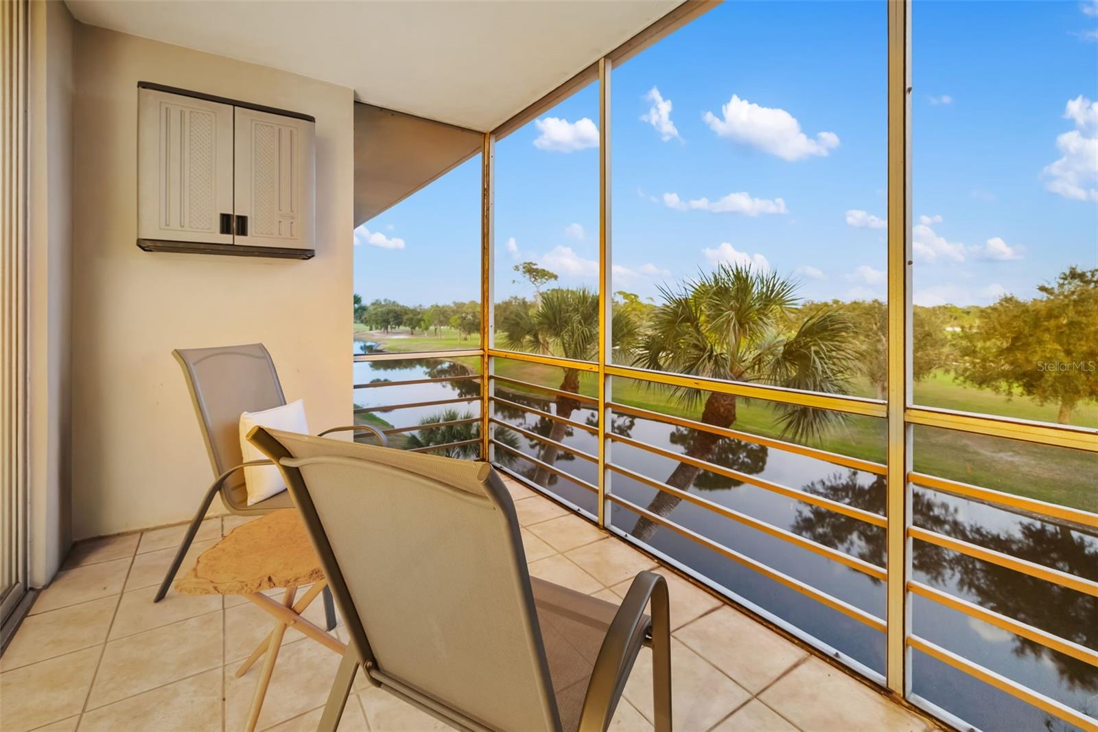 PALM AIRE CONDO 1 - Residential