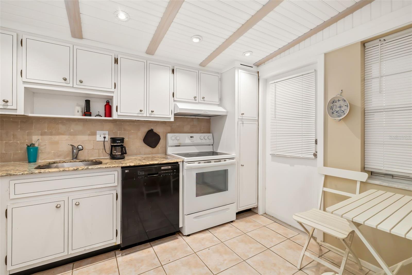 PALM AIRE CONDO 1 - Residential