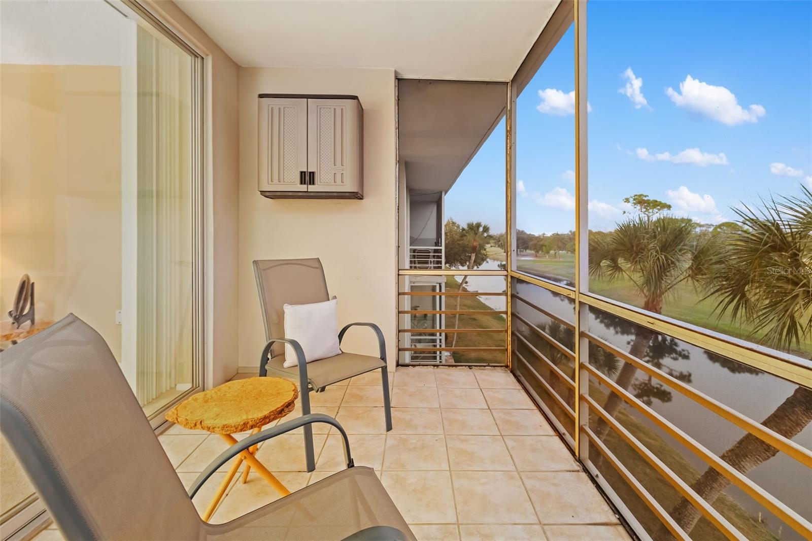 PALM AIRE CONDO 1 - Residential