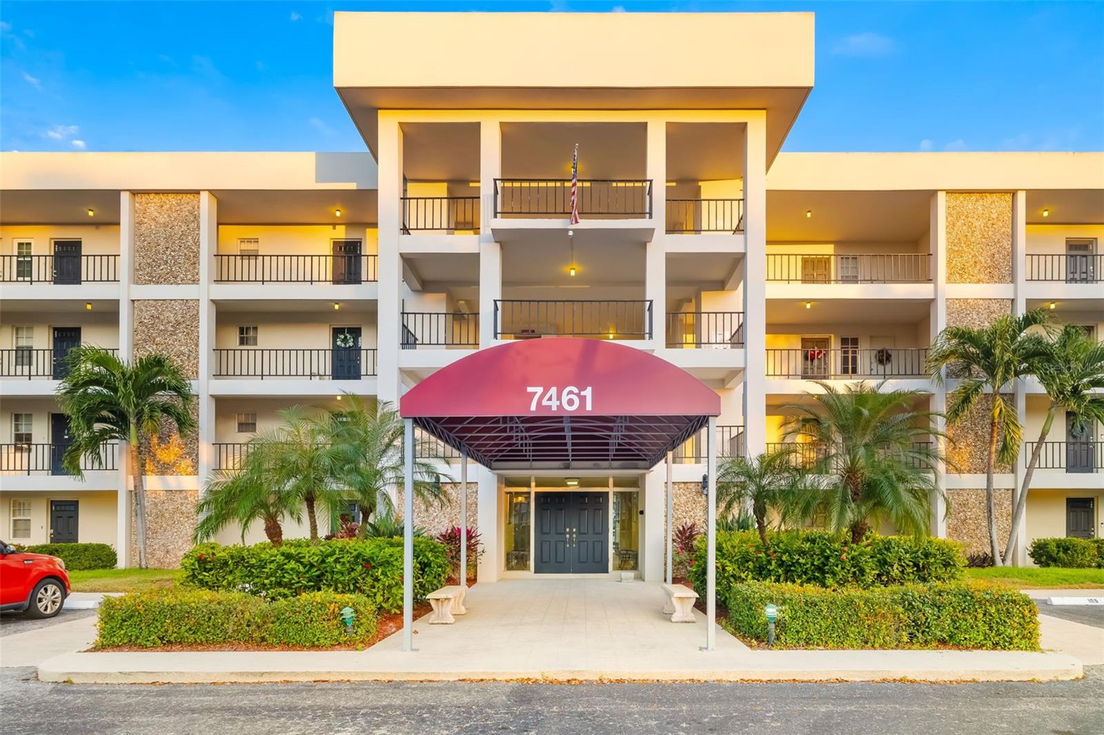 PALM AIRE CONDO 1 - Residential