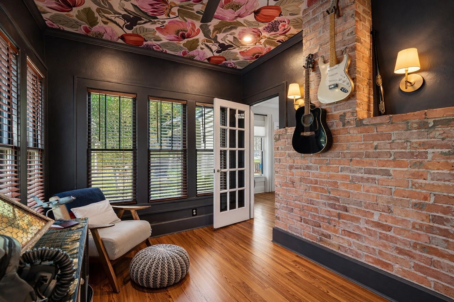 HILCREST - Residential