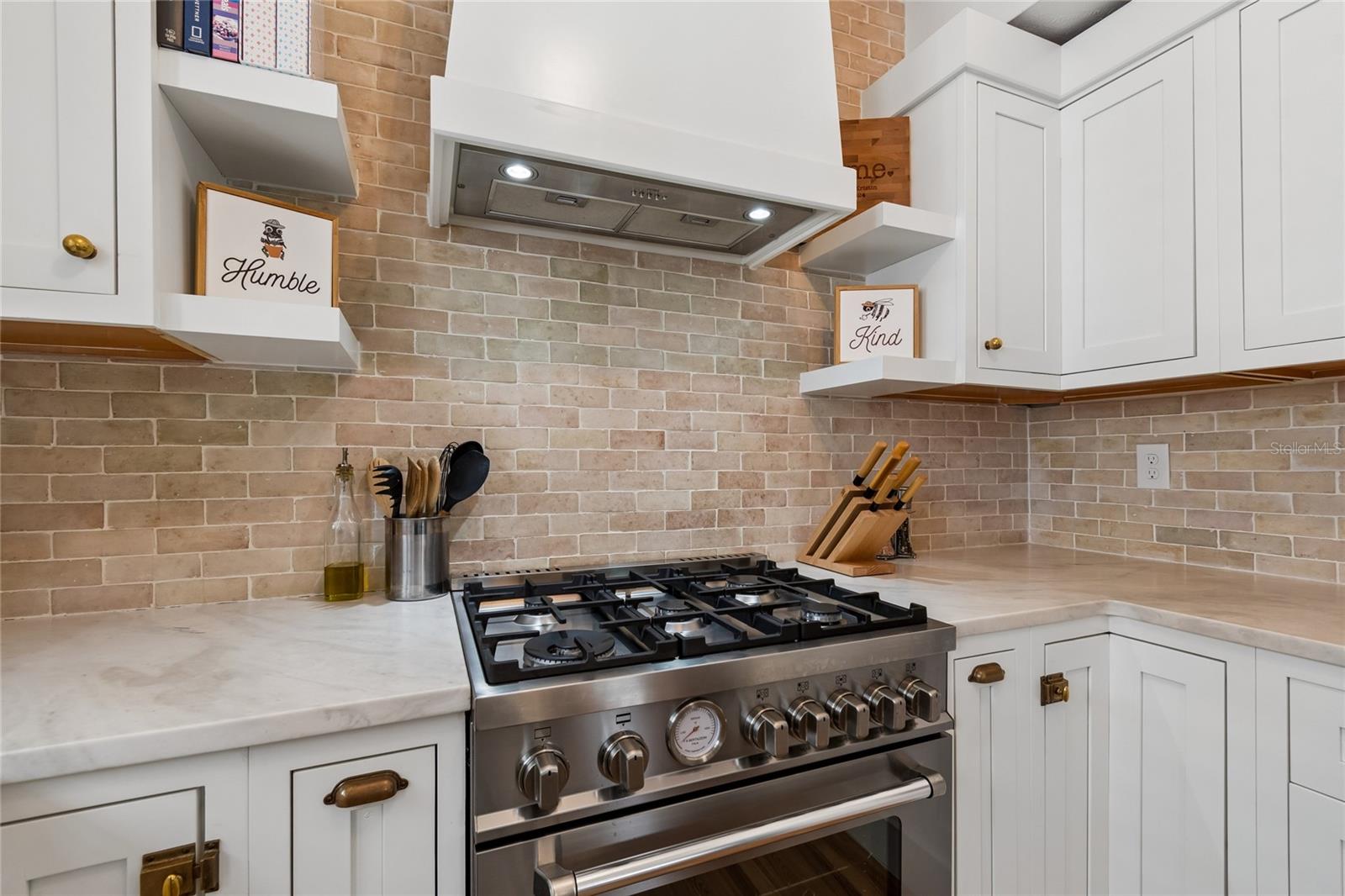 HILCREST - Residential