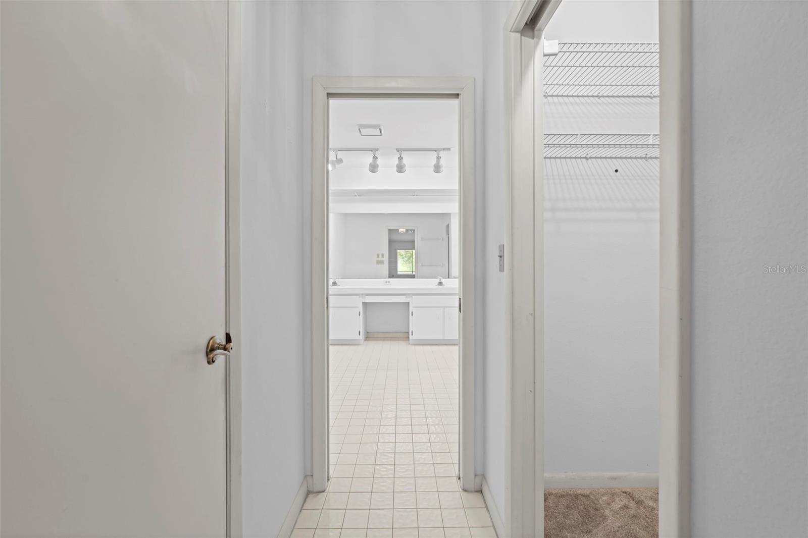 AUTUMN OAKS - Residential