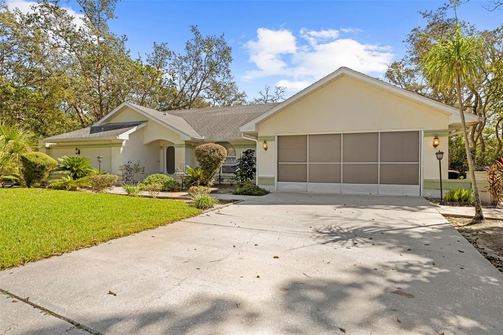 Photo of 18810 Majestic Oak Court, Hudson, FL 34667 (MLS # W7880108)