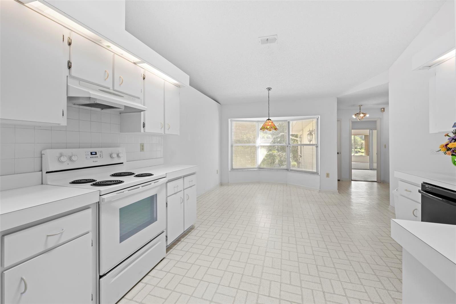 AUTUMN OAKS - Residential