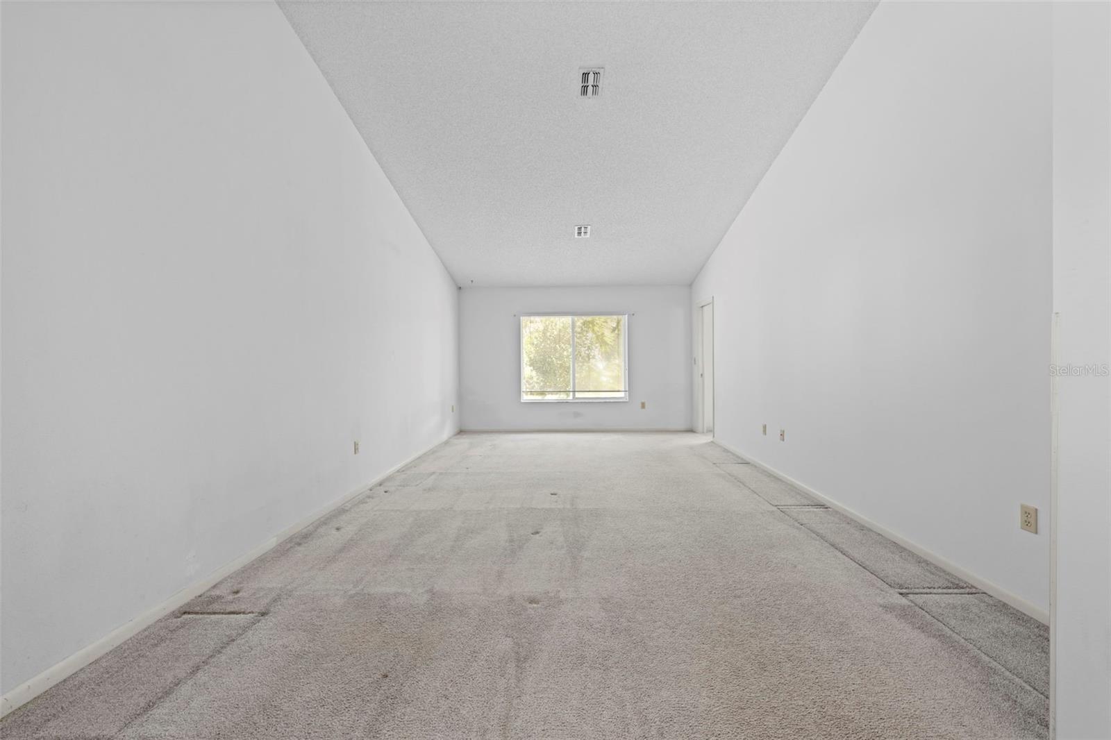 AUTUMN OAKS - Residential