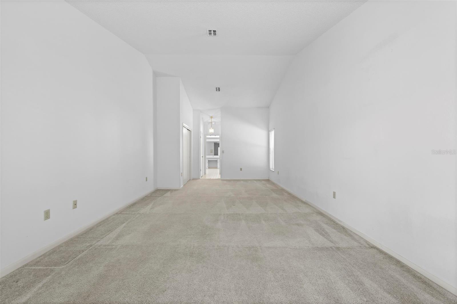 AUTUMN OAKS - Residential