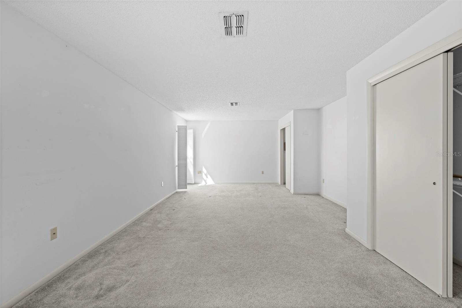 AUTUMN OAKS - Residential