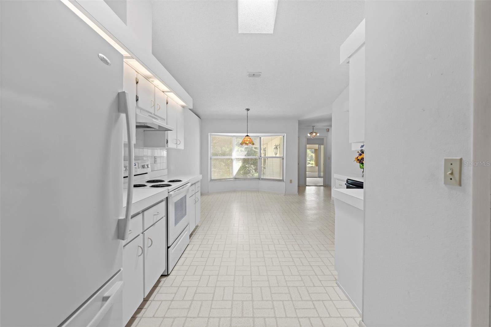 AUTUMN OAKS - Residential