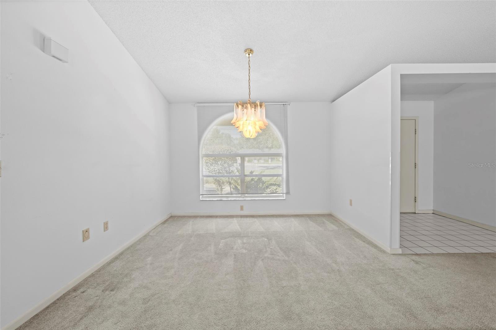 AUTUMN OAKS - Residential