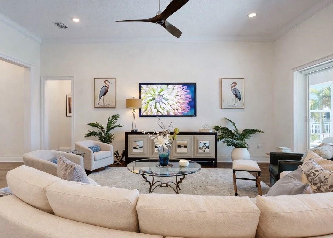 MIRABAY PH 2A-3 - Residential