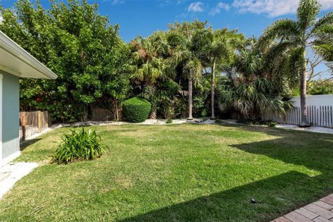 A home in LONGBOAT KEY