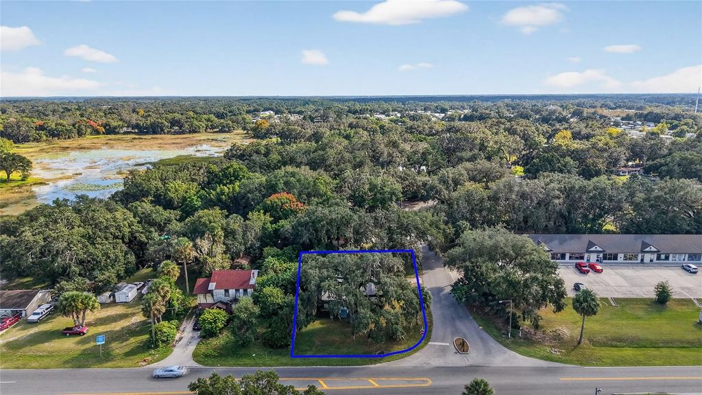 Photo of 2419 W Main Street, Leesburg, FL 34748 (MLS # G5103554)