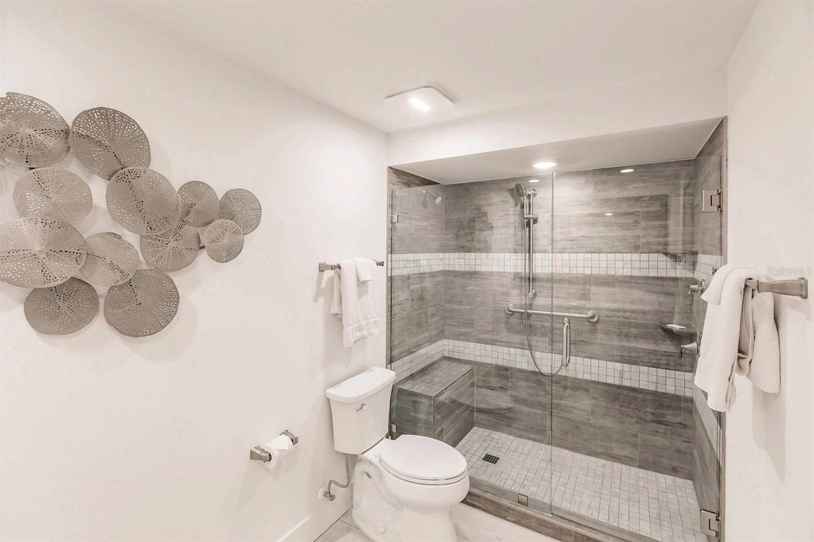 PEPPERTREE BAY III - Residential Lease