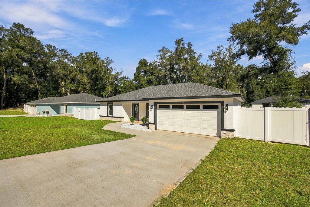 Photo of 3969 SE 140th Place, Summerfield, FL 34491 (MLS # OM734025)