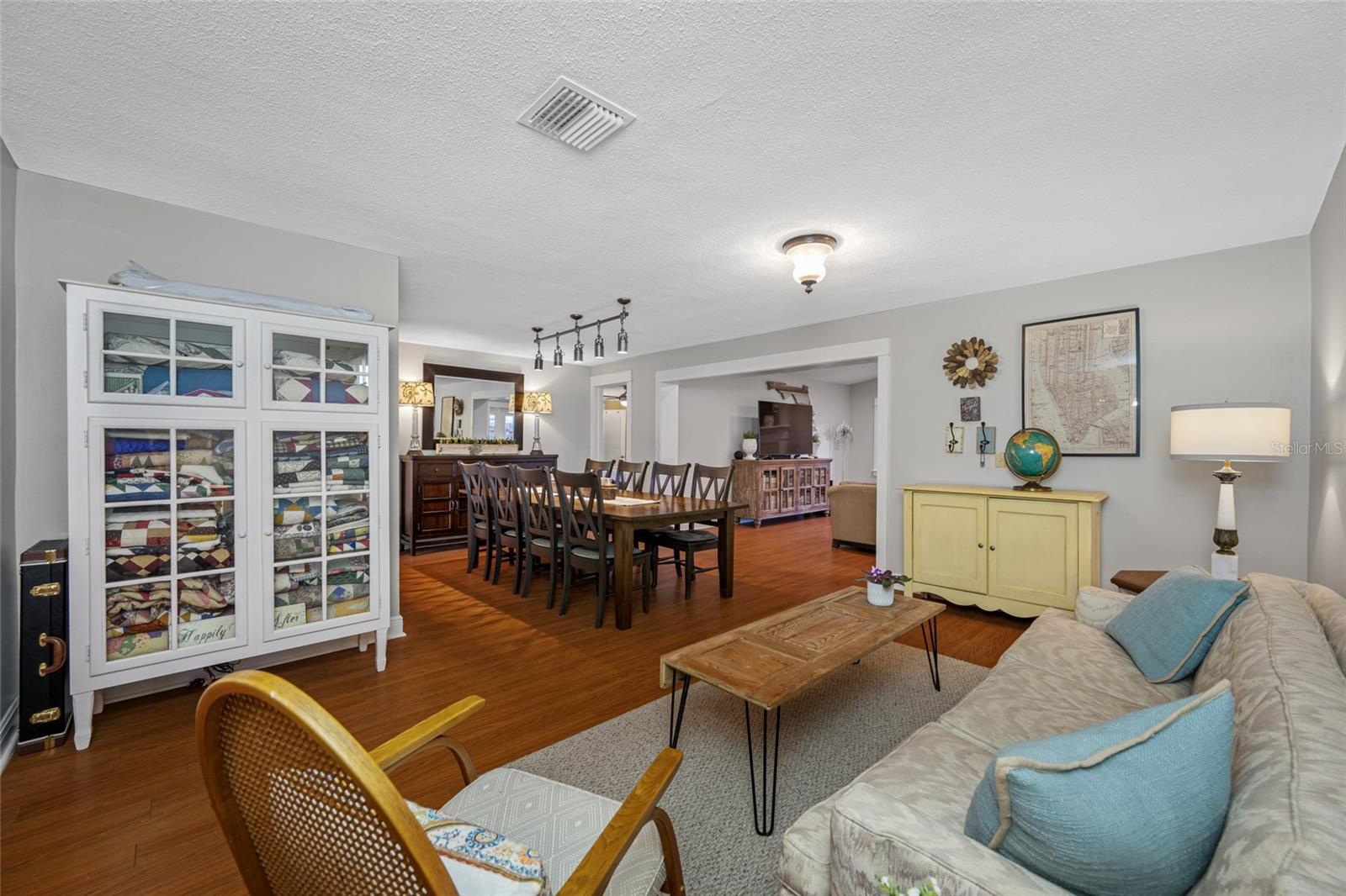 LEISURE ACRES - Residential