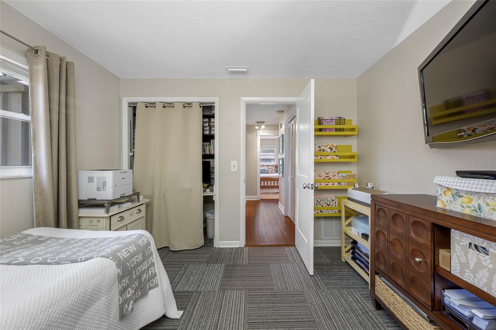 LEISURE ACRES - Residential