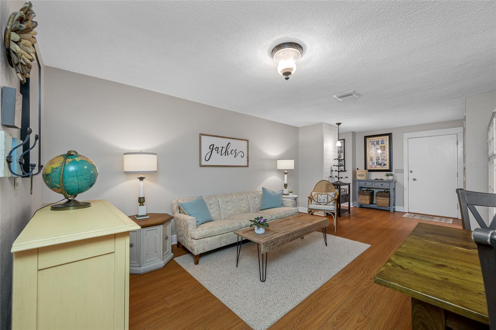 LEISURE ACRES - Residential