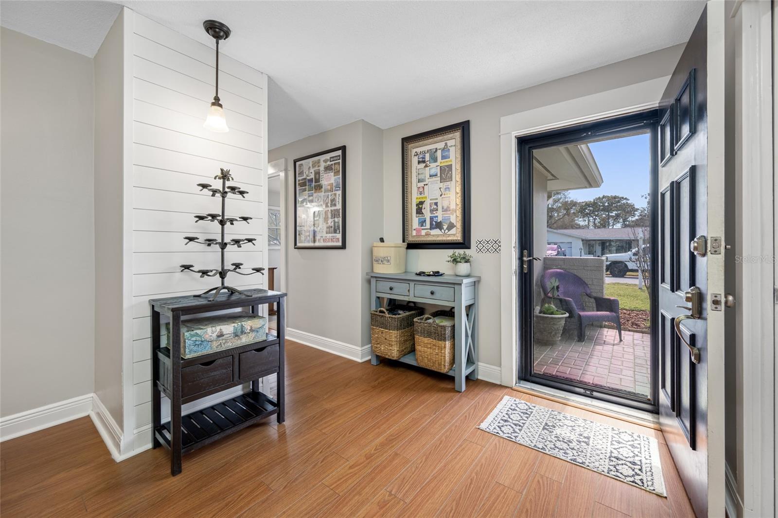 LEISURE ACRES - Residential