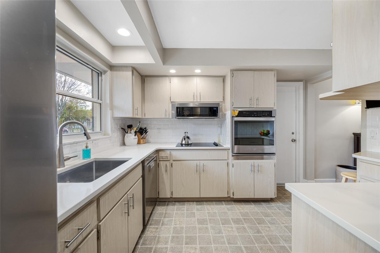 LEISURE ACRES - Residential