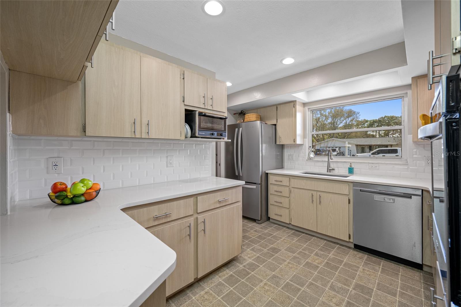 LEISURE ACRES - Residential