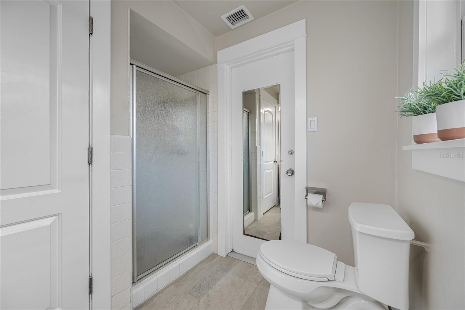 LEISURE ACRES - Residential