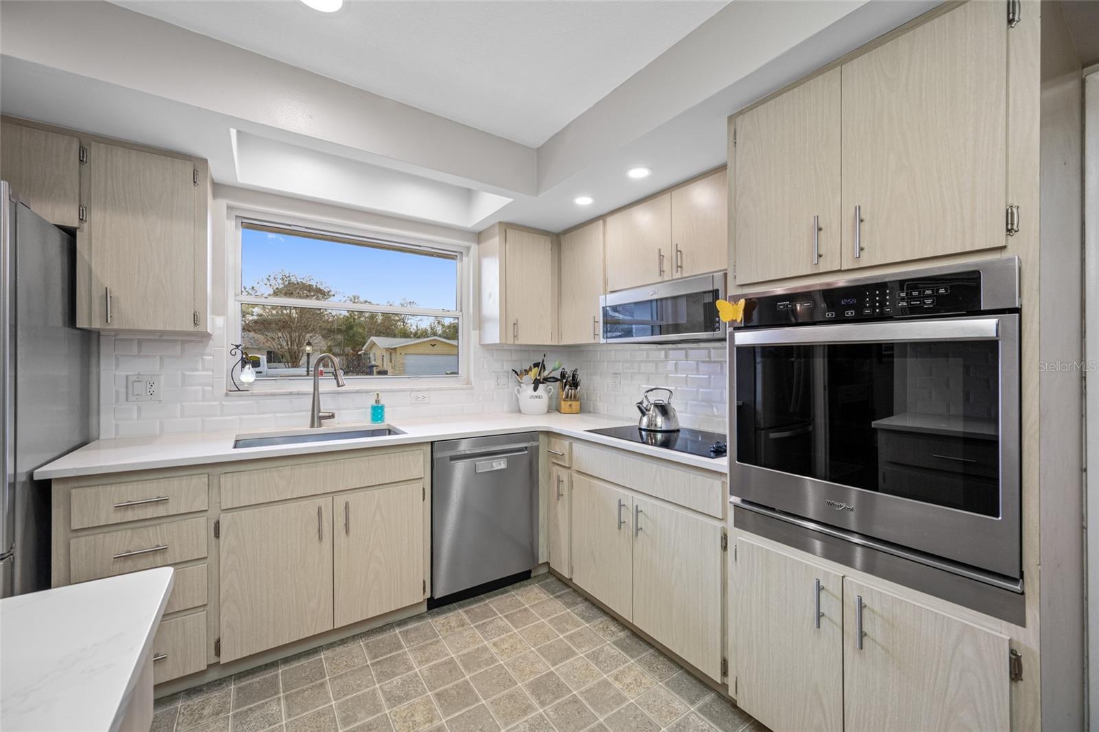 LEISURE ACRES - Residential