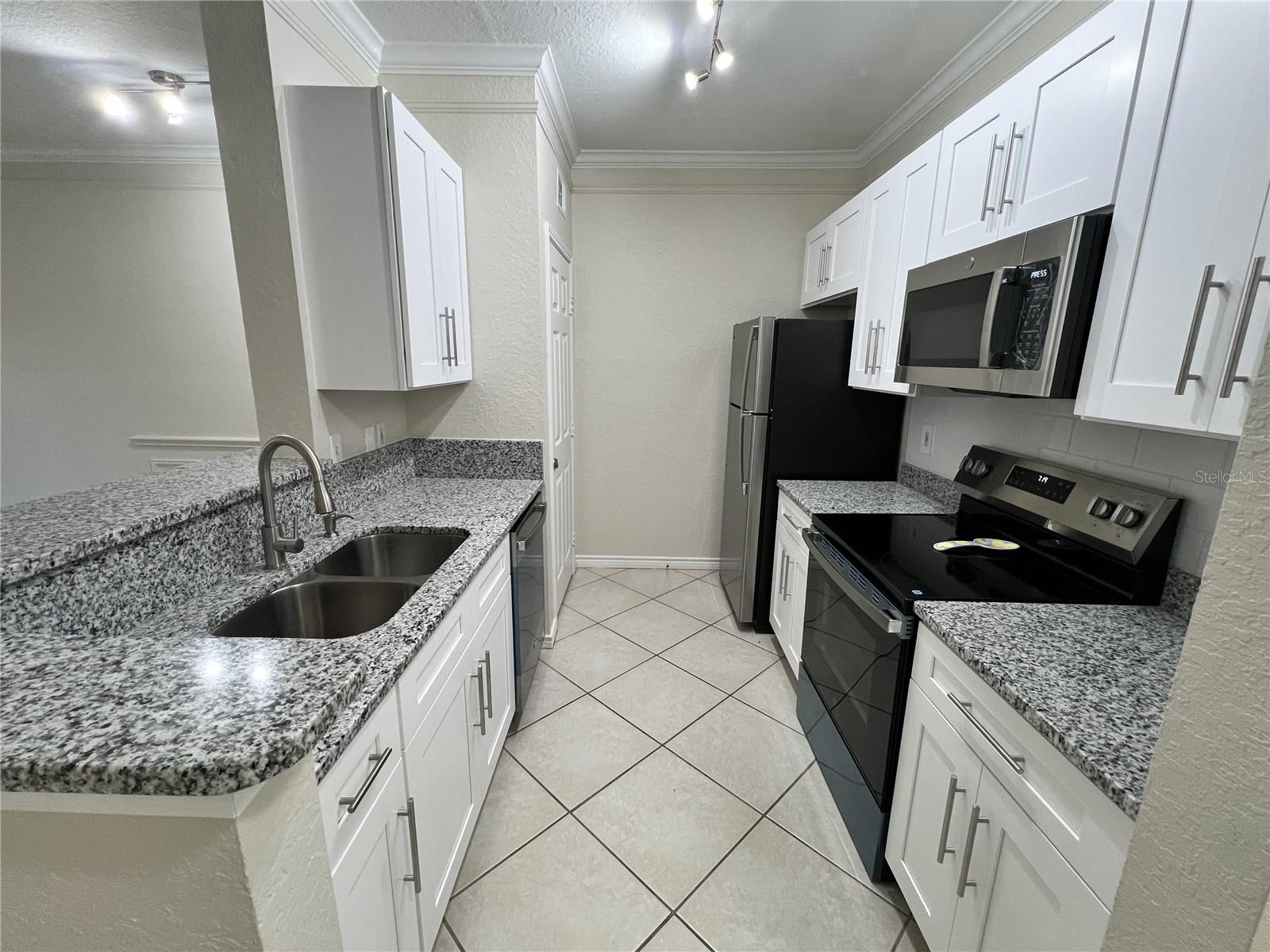 BEACHWALK CONDO - Residential Lease