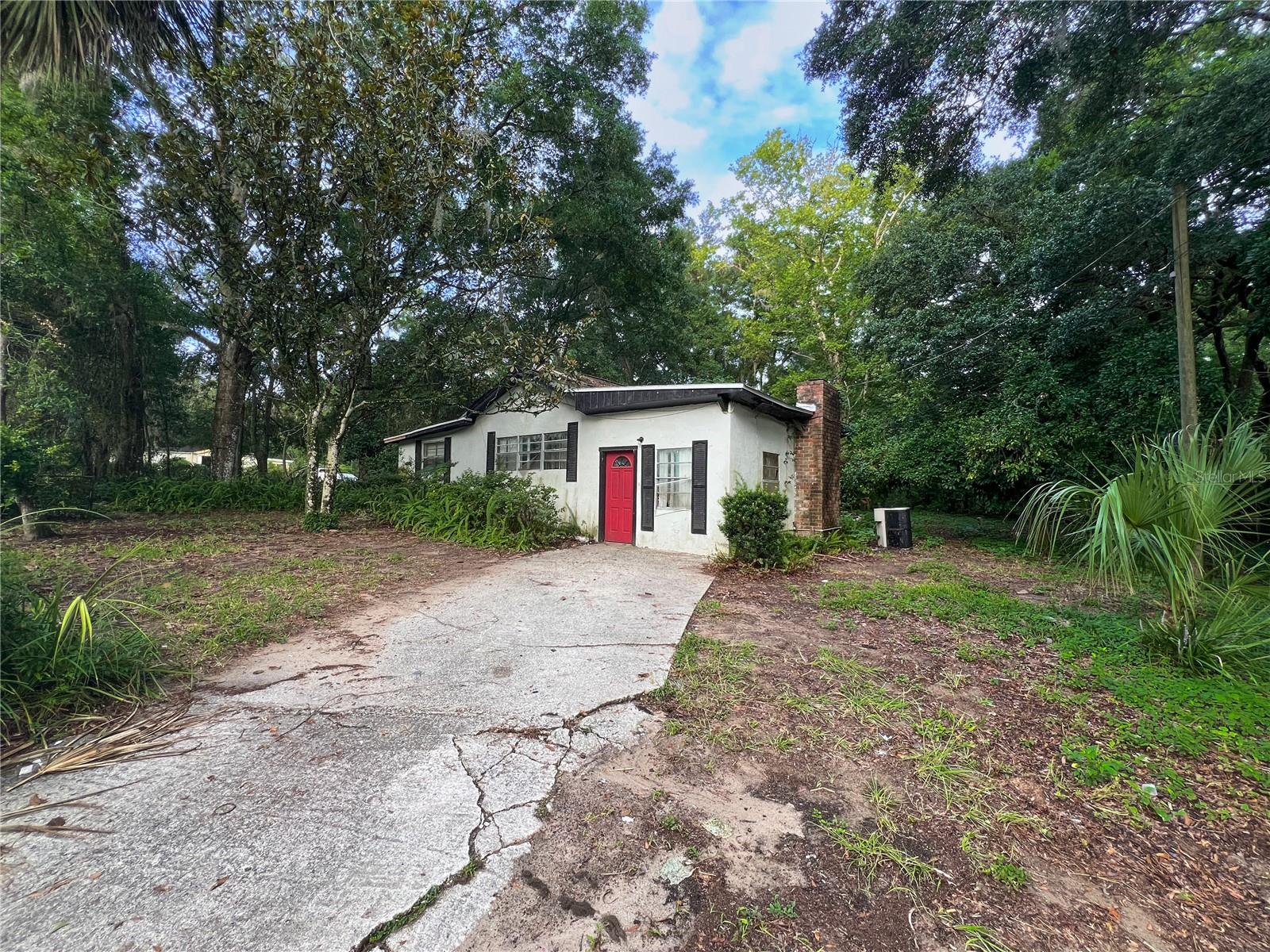 1402 SE 27TH STREET