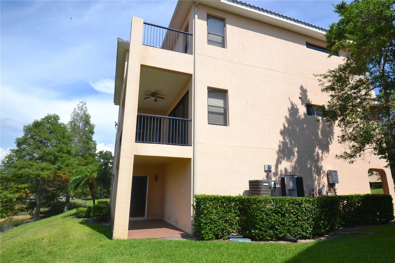 SUNSET BAY TARPON SPGS - Residential Lease