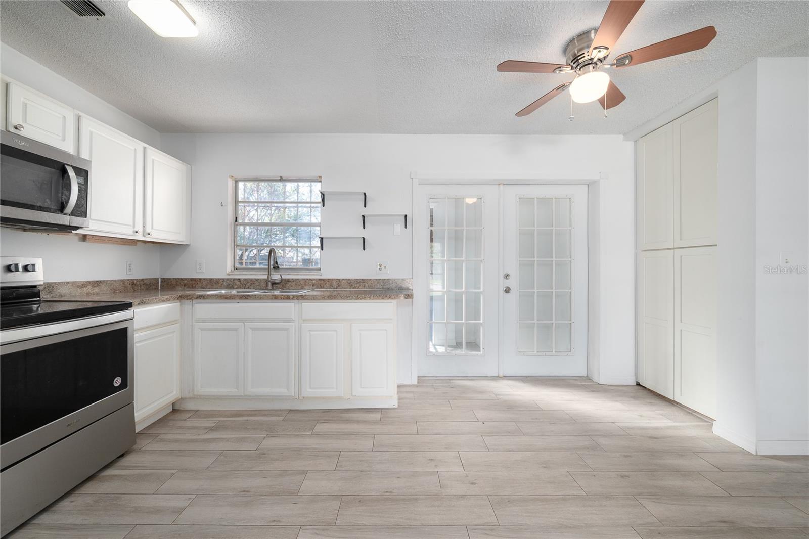 QUAIL TRAIL ESTATES - Residential