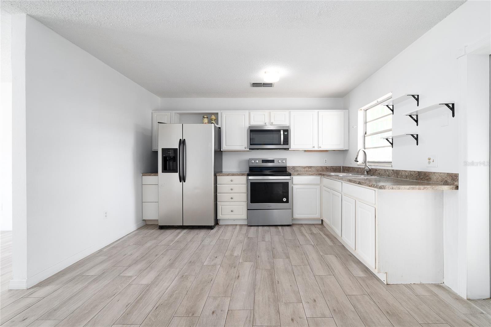 QUAIL TRAIL ESTATES - Residential