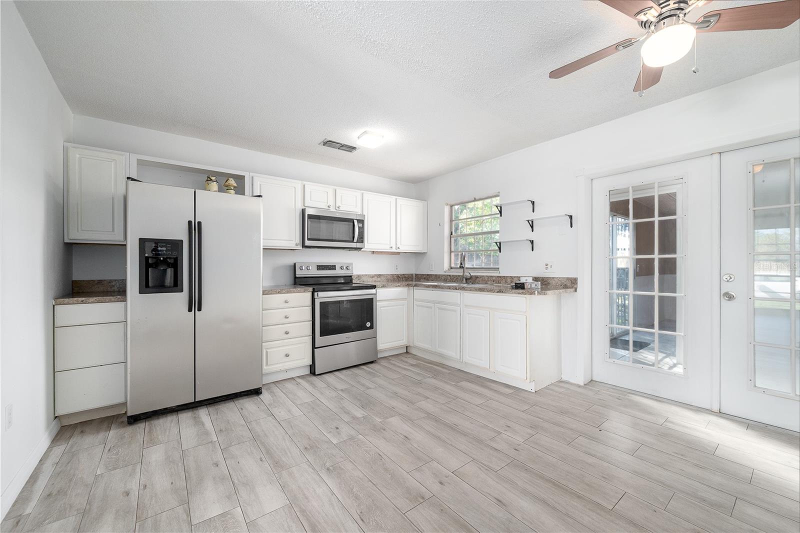 QUAIL TRAIL ESTATES - Residential