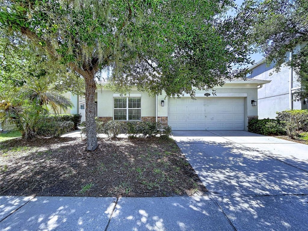 Photo of 10662 Pictorial Park Drive, Tampa, FL 33647 (MLS # TB8508422)