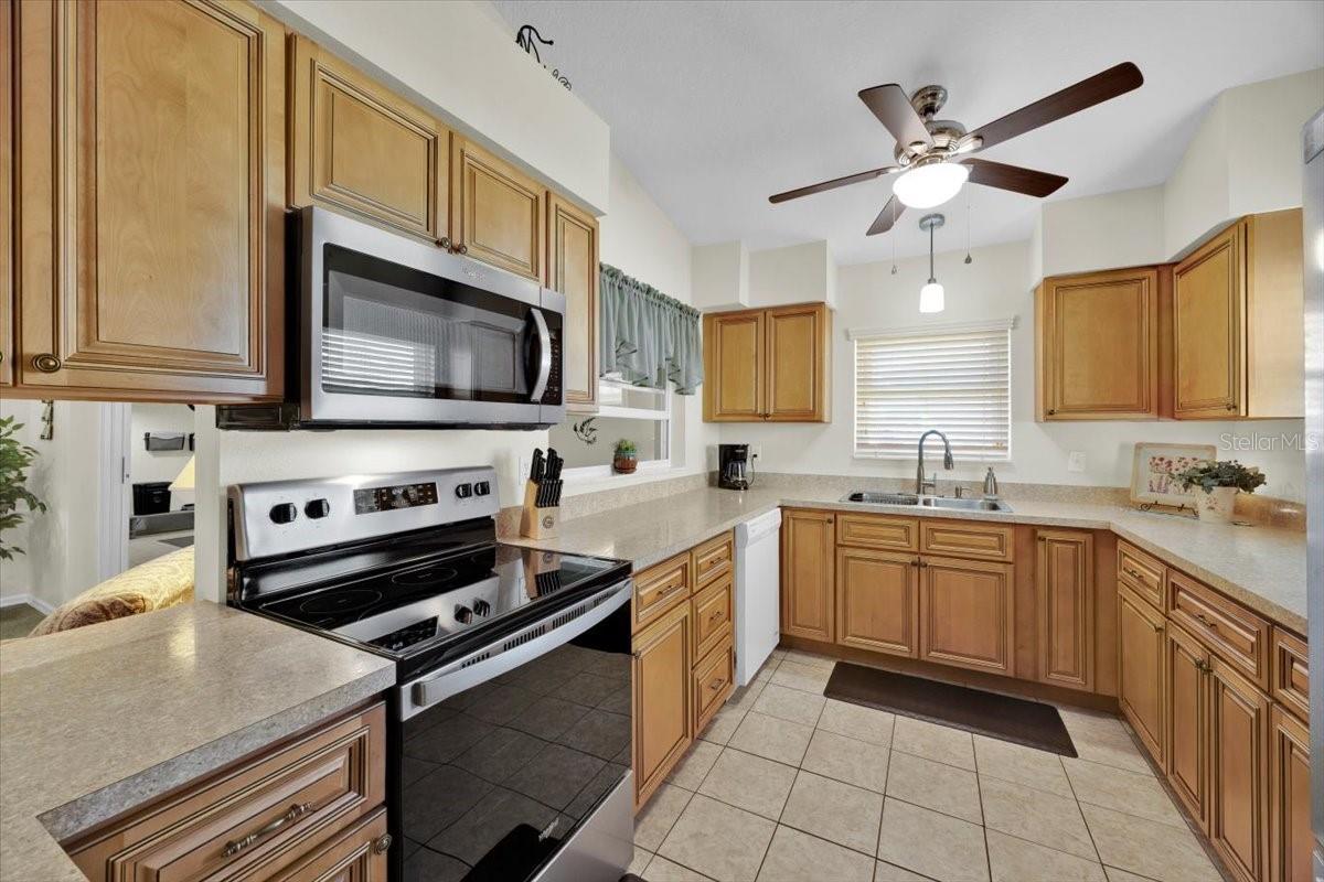 SWEETWATER GOLF & TENNIS CLUB ADD 02 - Residential