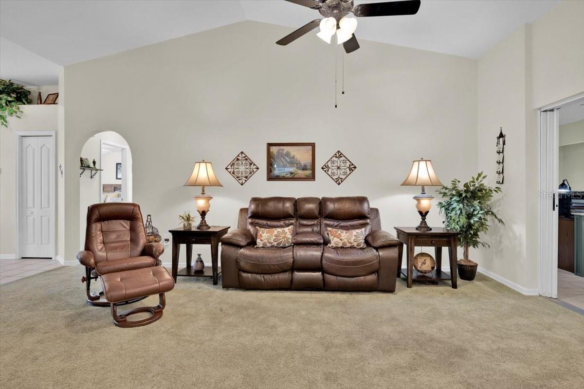 SWEETWATER GOLF & TENNIS CLUB ADD 02 - Residential