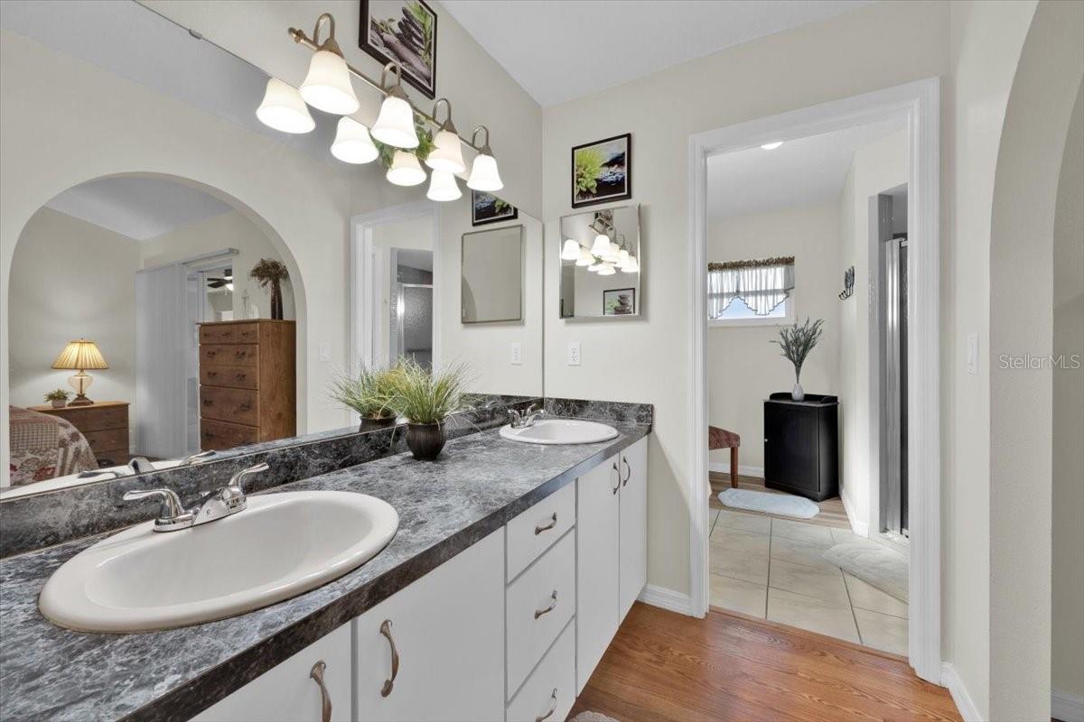 SWEETWATER GOLF & TENNIS CLUB ADD 02 - Residential