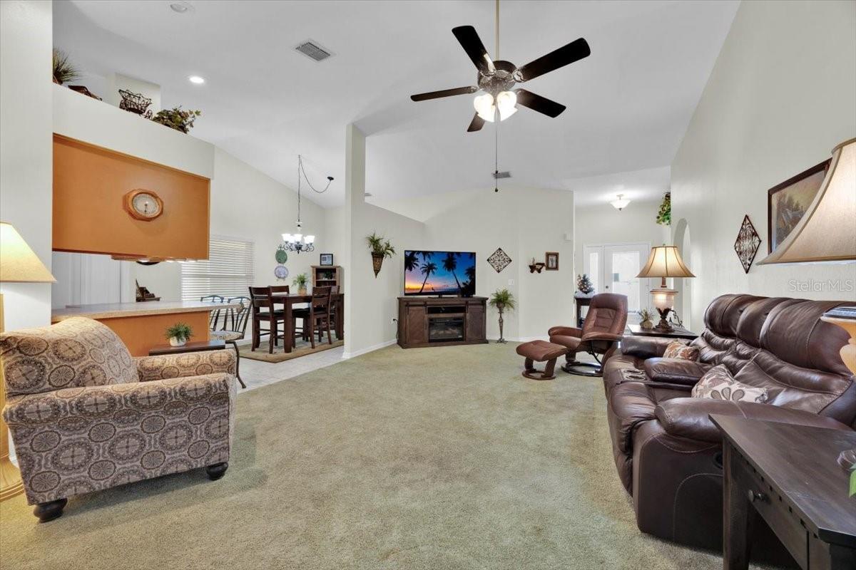 SWEETWATER GOLF & TENNIS CLUB ADD 02 - Residential