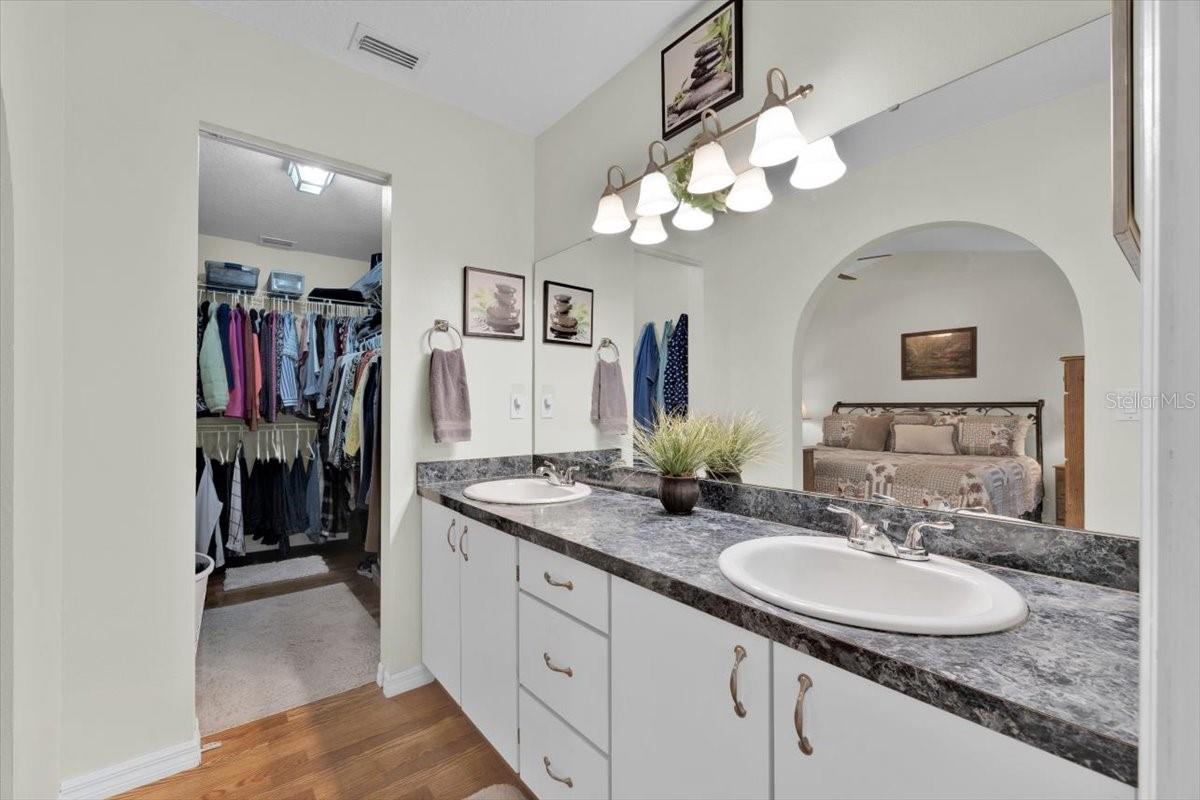 SWEETWATER GOLF & TENNIS CLUB ADD 02 - Residential