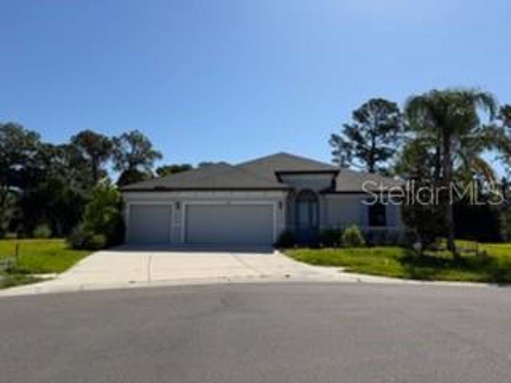 Photo of 3918 Gaviota Drive, Sun City Center, FL 33573 (MLS # L4961418)