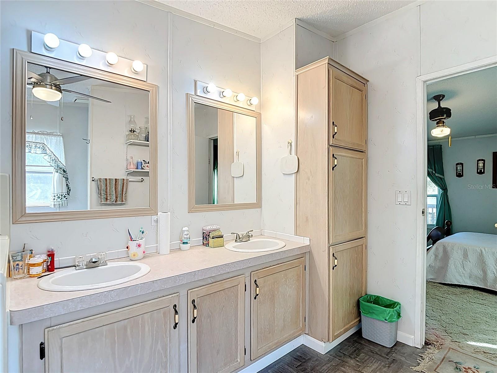 SECTION 30, TOWNSHIP 24 SOUTH, RANGE 17 EAST - Residential