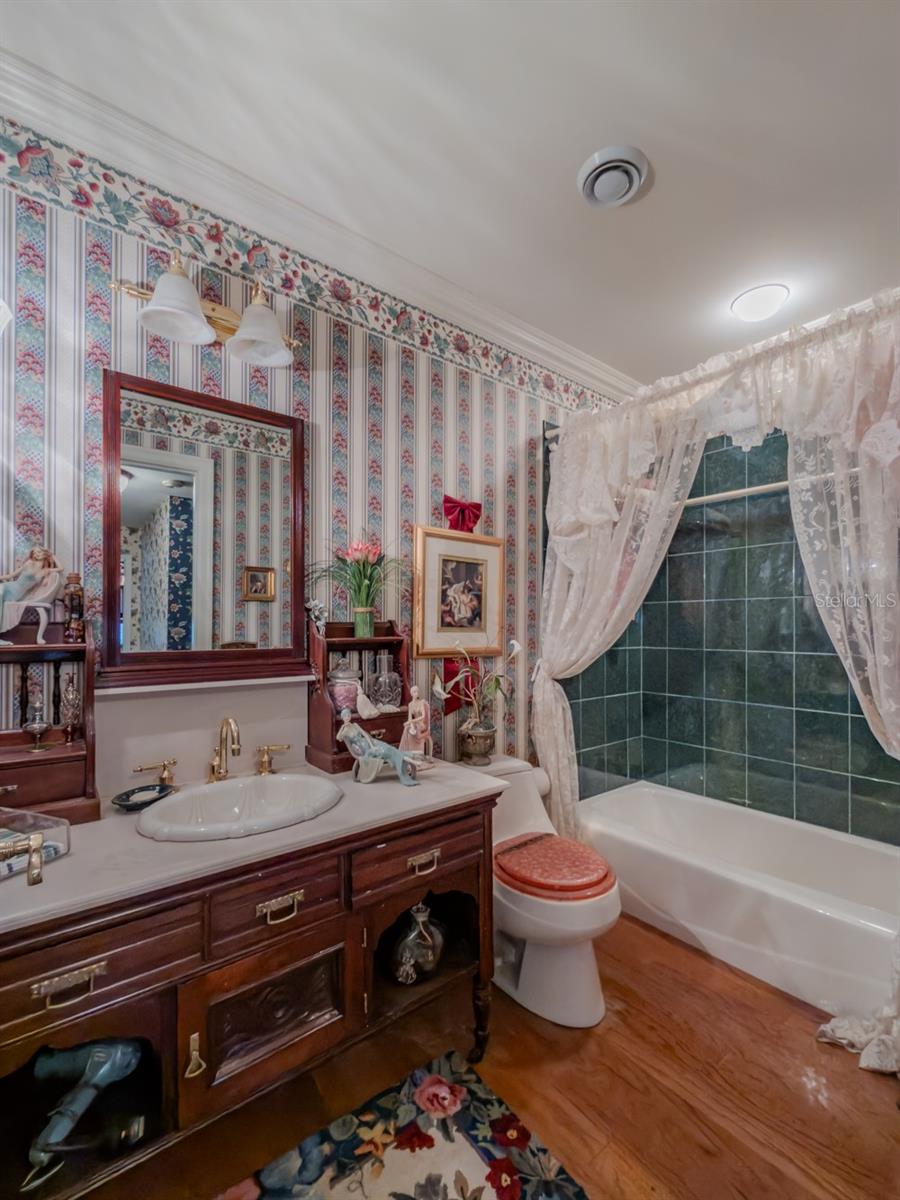 BRANDON HILLS SUB - Residential