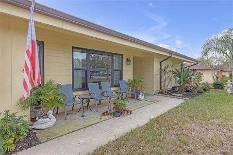 A home in LAKELAND