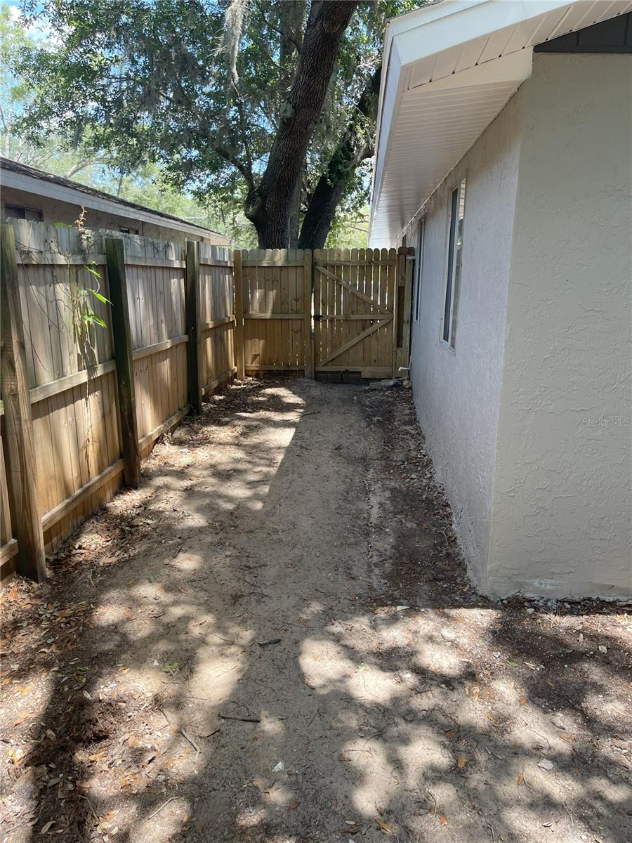 UNPLATTED - Residential Lease
