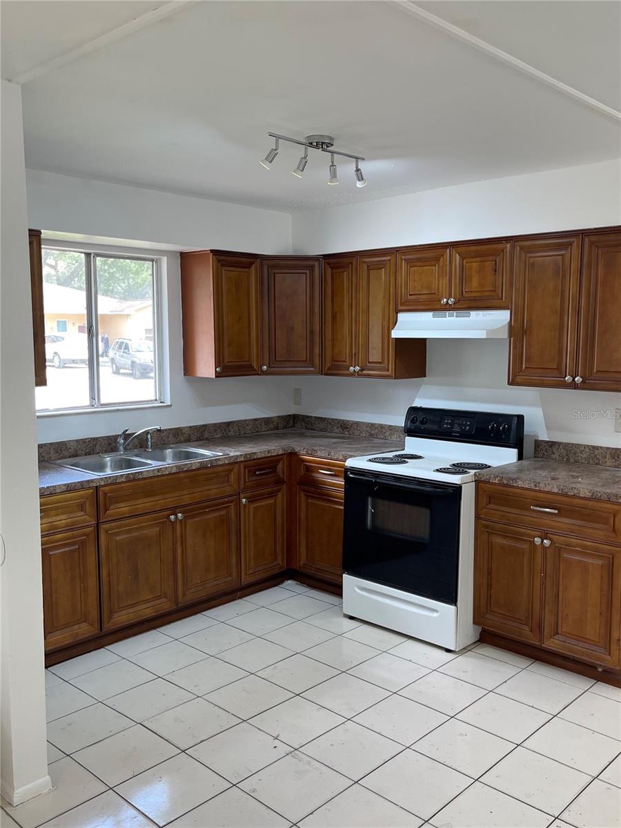 UNPLATTED - Residential Lease