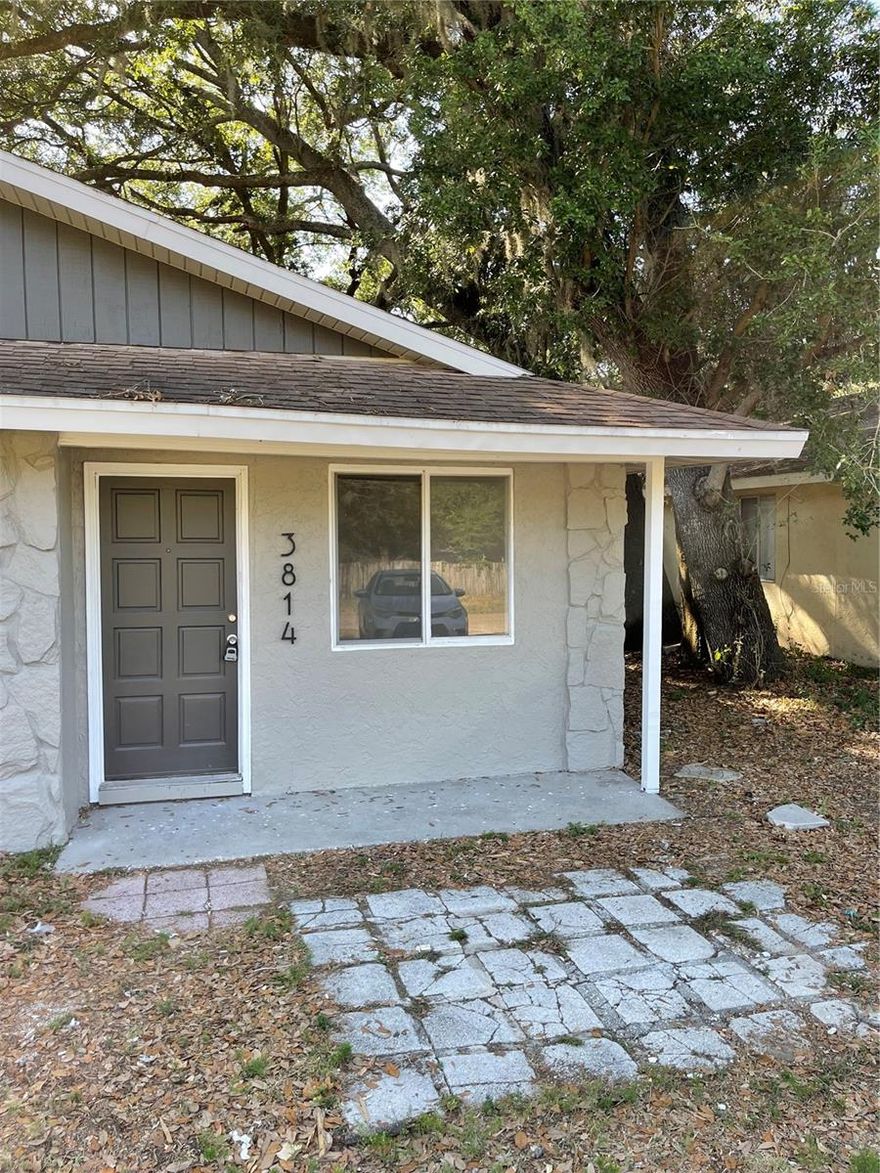 Large 3/2 Duplex! The property is located in a rural area at the end of a dead-end street. Recently refreshed with interior and exterior paint, newer refrigerator, updated bath and new sliding rear door, this home features ceiling fans and ceramic tile throughout. Master bath features spacious stand-up shower and 2nd bath features a tub with shower. Also included is an inside utility room with washer/dryer hook-ups. New Sliding glass doors open onto a fenced back yard. Property is on well water and septic tank so there are no utilities other than electric and cable. Convenient to I - 75 and Brandon area shopping.