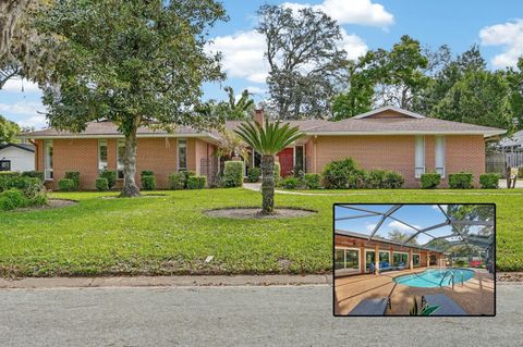 Photo of 110 N St Andrews Drive, Ormond Beach, FL 32174 (MLS # V4948267)